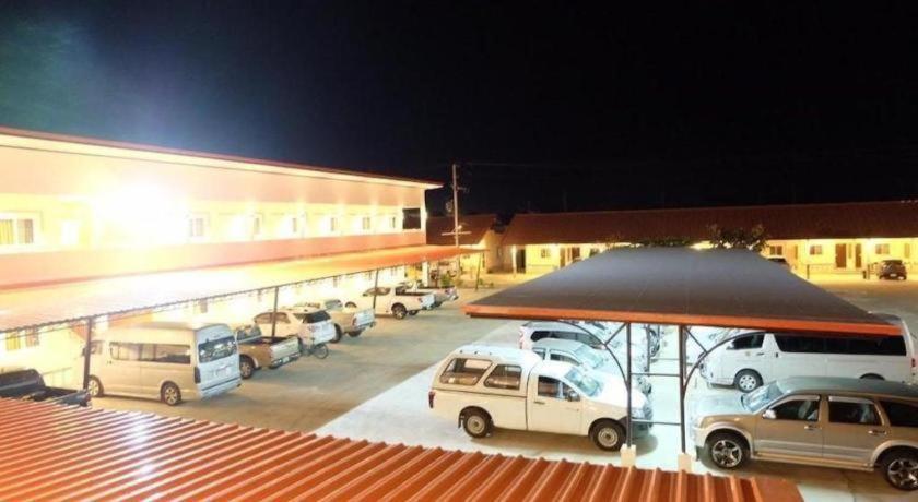 The Phant Hotel Сурин Екстериор снимка